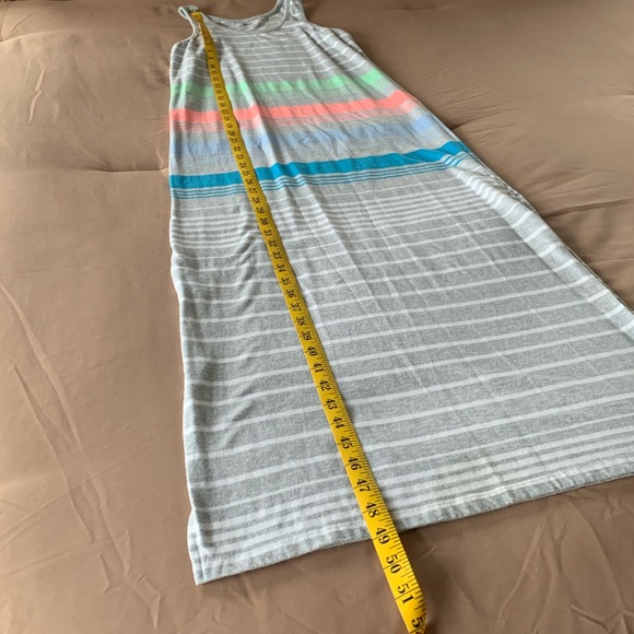 Old Navy Maxi Dress - Picture 2 of 4